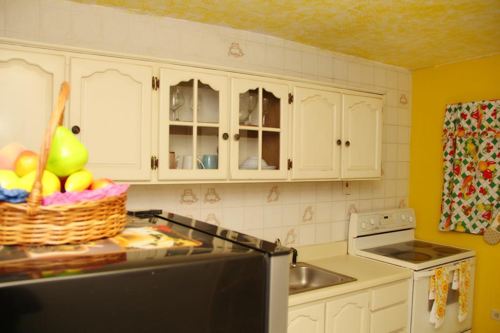 Central Oaklands Kingston Apt Luaran gambar