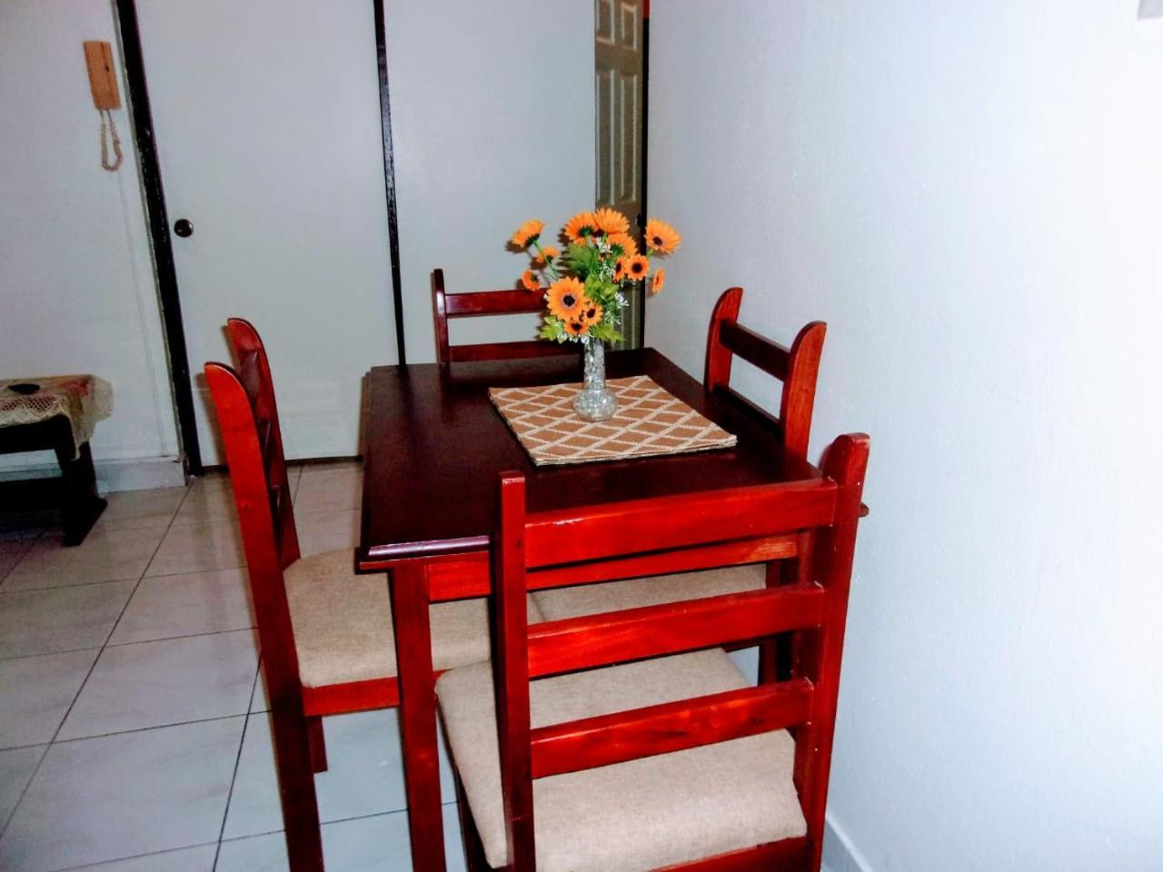 Central Oaklands Kingston Apt Luaran gambar